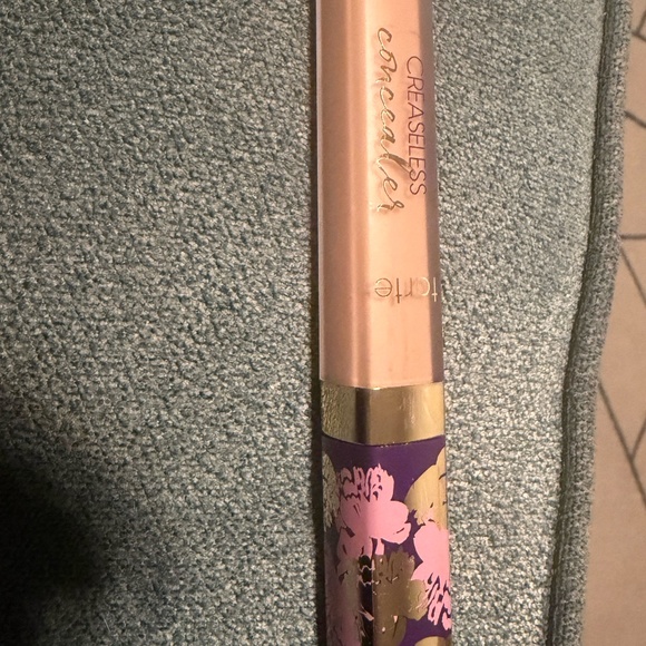 tarte Other - 22H Maracujá Creaseless Concealer
